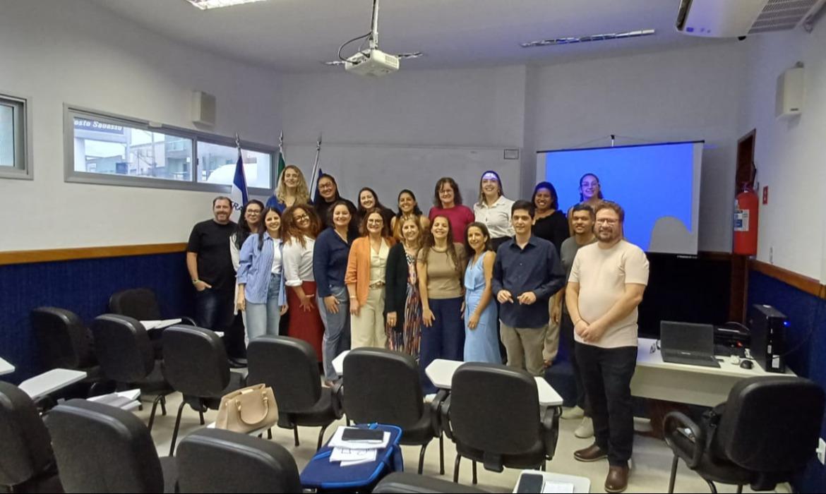 Gestão e Docência em EaD prepara alunos para atuarem como tutores, coordenadores administrativos e design