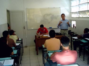 Prefeitura e CDL Aracruz promovem curso para melhorar a qualidade do atendimento