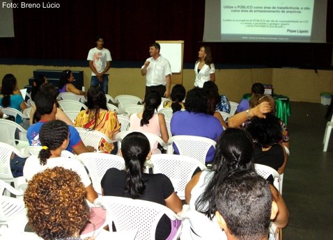 Projeto Pró-Costura realiza reunião com o Sebrae para planejar atividades do setor têxtil para 2010